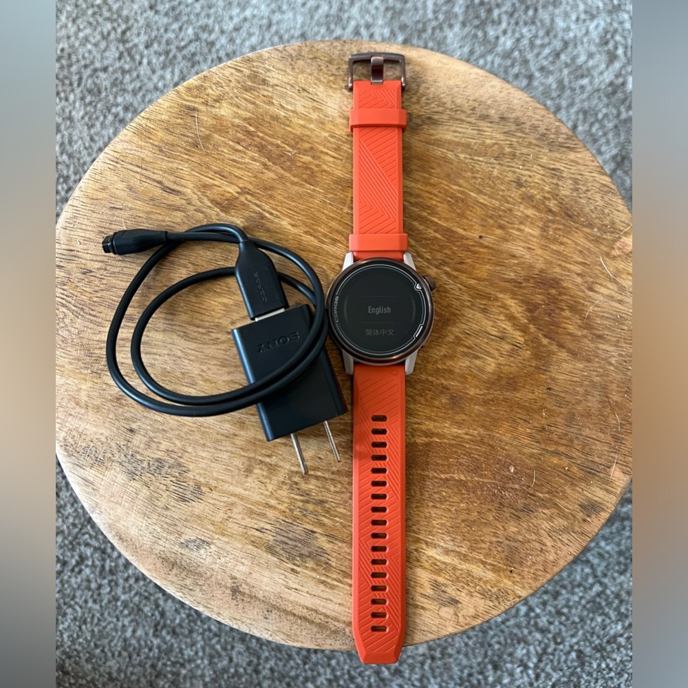 COROS APEX Premium Multisport  GPS Watch - 42mm - Coral